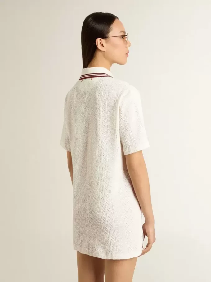 Vestido polo Oasis para mujer en jersey perforado blanco con rayas burdeos Vestido polo Oasis para mujer en jersey perforado blanco con rayas burdeos