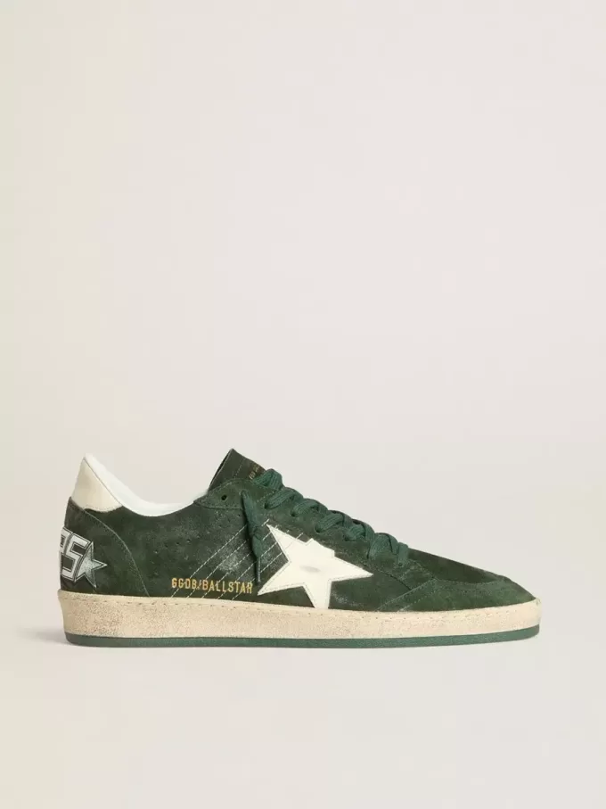 Zapatillas Ball Star para hombre en ante verde con estrella y lengüeta en el talón de piel blanca Zapatillas Ball Star para hombre en ante verde con estrella y lengüeta en el talón de piel blanca