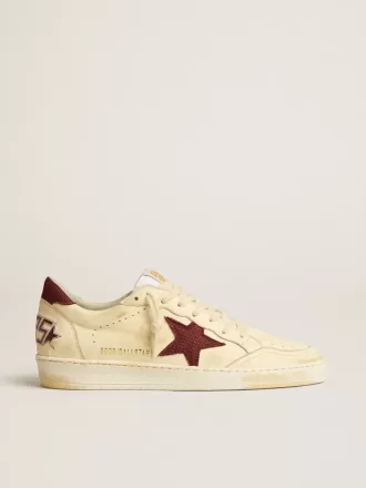 Zapatillas Ball Star para hombre en napa beige con estrella de malla burdeos y lengüeta en el talón Zapatillas Ball Star para hombre en napa beige con estrella de malla burdeos y lengüeta en el talón