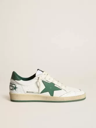 Zapatillas Ball Star para hombre en piel napa blanca con estrella y lengüeta en el talón en piel verde