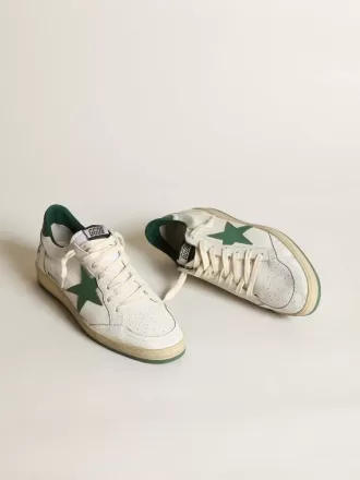 Zapatillas Ball Star para hombre en piel napa blanca con estrella y lengüeta en el talón en piel verde