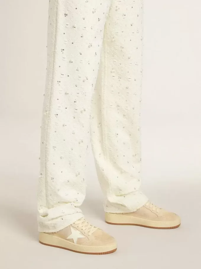 Zapatillas Ball Star para mujer en ante beige con estrella y lengüeta en el talón de cuero blanco