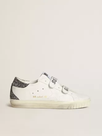 Zapatillas Old School de origen biológico con estrella perforada y lengüeta con purpurina en el talón