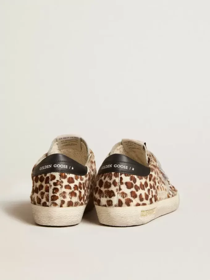 Zapatillas Old School LTD para mujer en piel de potro con estrella plateada y lengüeta de cuero en el talón