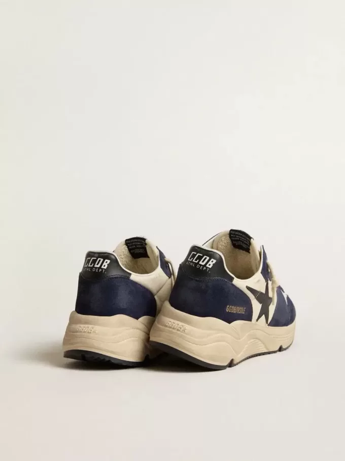 Zapatillas Running Sole para hombre en piel napa negra y beige con estrella negra y lengüeta en el talón