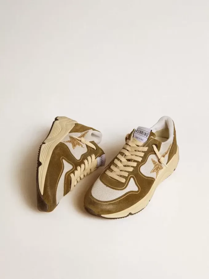 Zapatillas Running Sole para mujer en ante marrón y malla con estrella dorada brillante