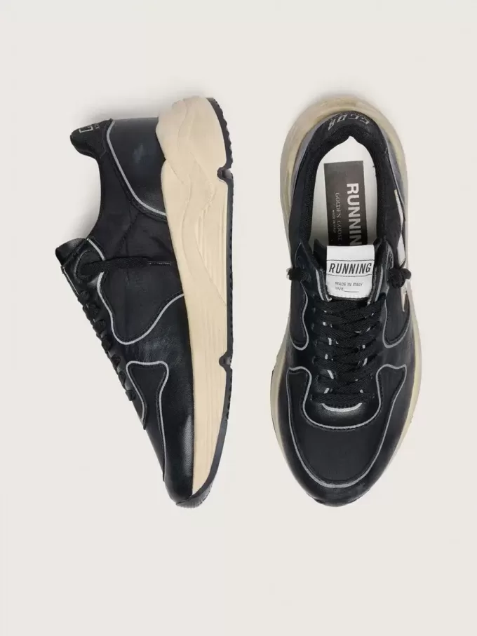 Zapatillas Running Sole para mujer en piel napa negra y nailon con estrella de piel plateada