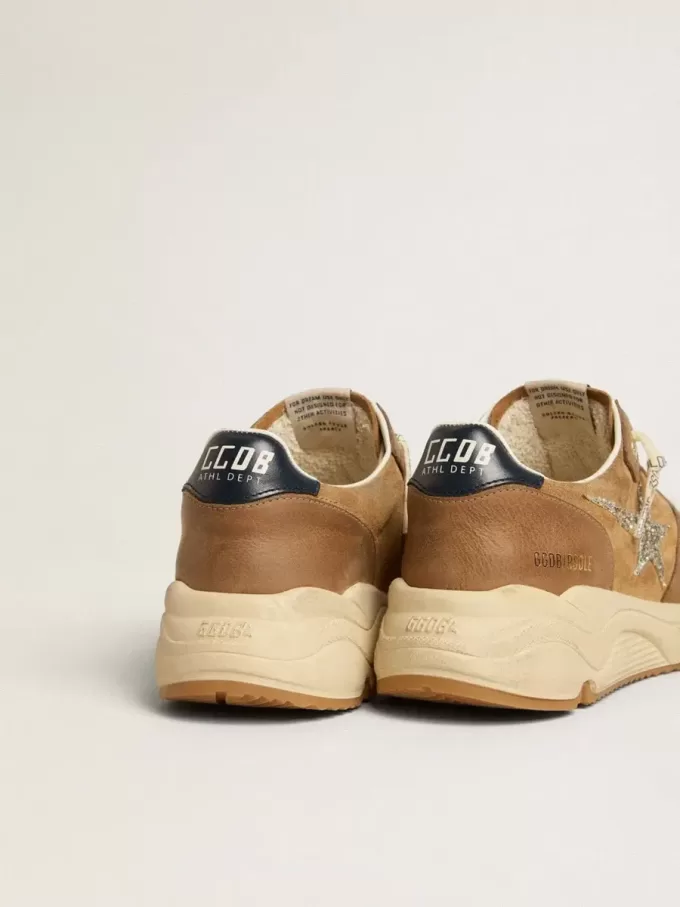 Zapatillas Running Sole para mujer en piel napa y ante color tabaco con estrella plateada brillante